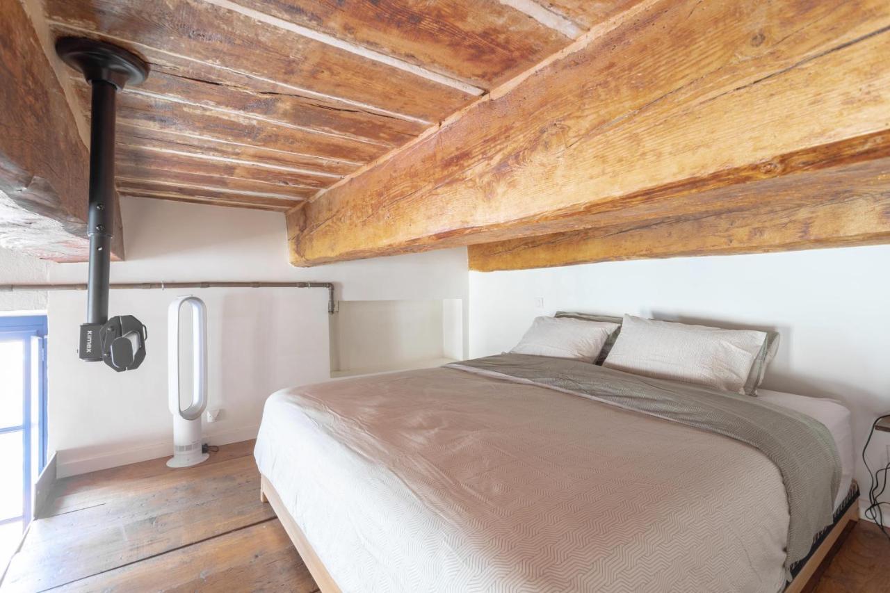 Sunny Stylish Spacious Loft In Old-Port マルセイユ エクステリア 写真