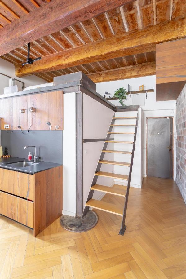 Sunny Stylish Spacious Loft In Old-Port マルセイユ エクステリア 写真